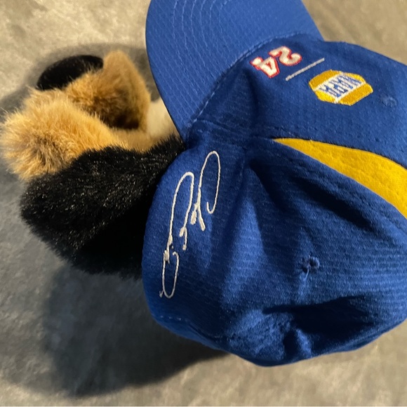 Napa NASCAR hat, driver Chase Elliott.Hendricks Motorsports . - Picture 4 of 8